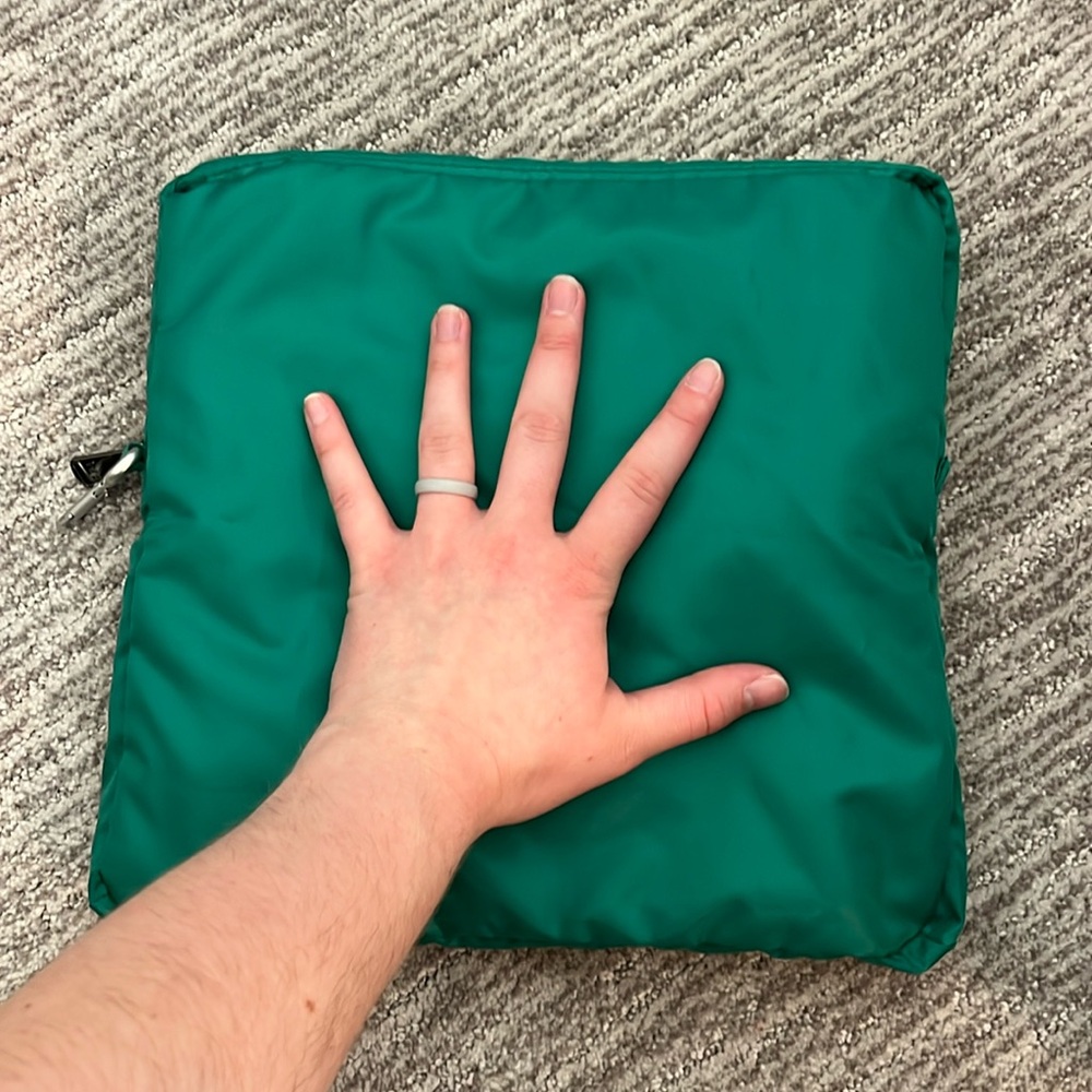 NWOT Lug Ranger XL Packable Tote Bag — Emerald Green - Picture 9 of 9
